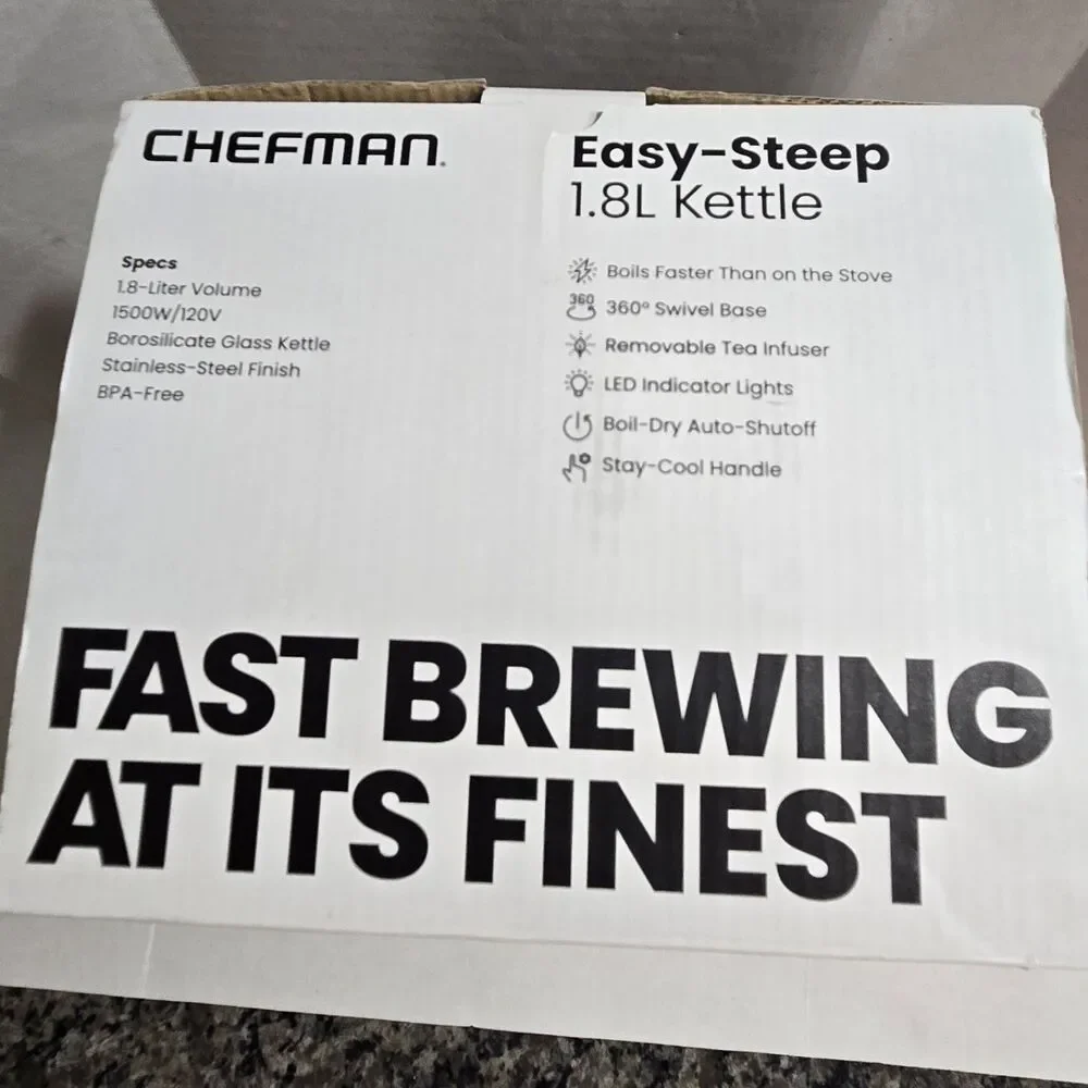 Chefman 1.8L cordless glass electrical kettle removable tea infuser included
